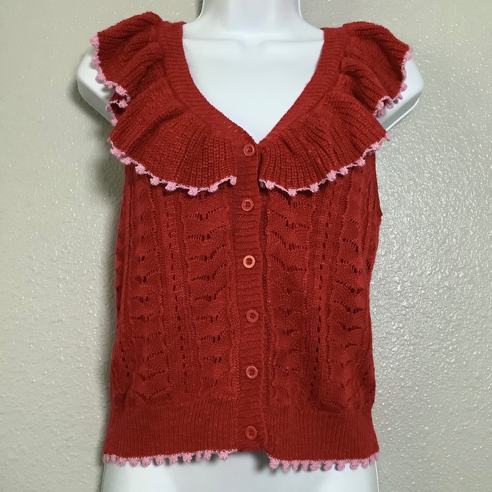 LC Lauren Conrad Red Preppy Feminine Whimsical Knitted Button Up Ruffle Top S